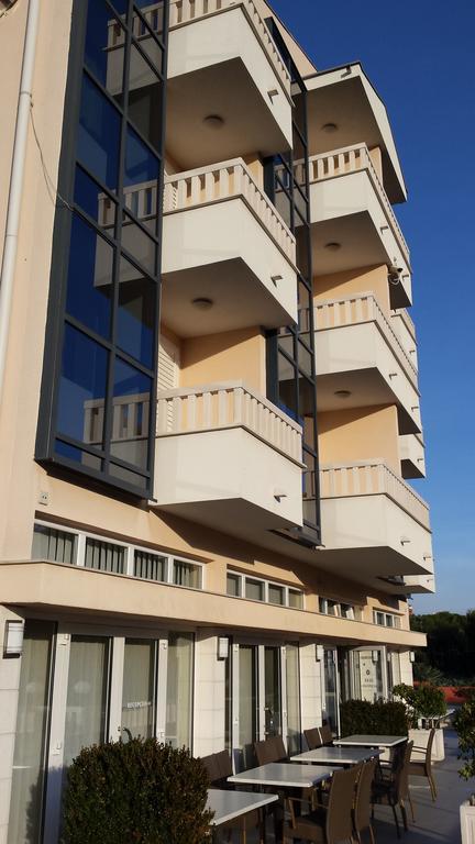 And Astoria Appartement