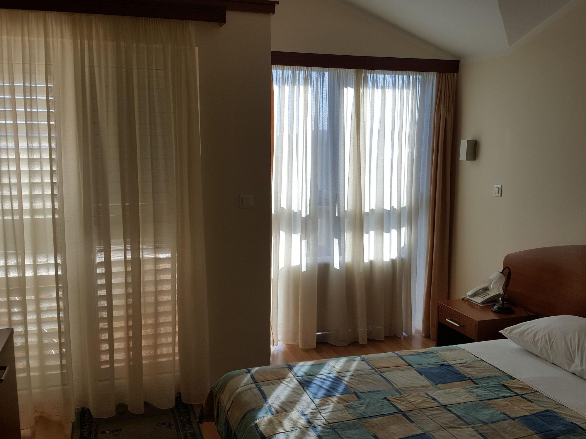 And Astoria Appartement *
