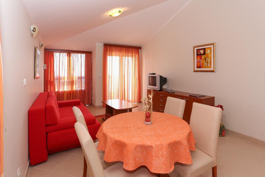 Appartement And Astoria