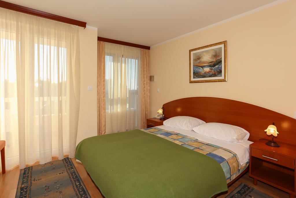 And Astoria Appartement *